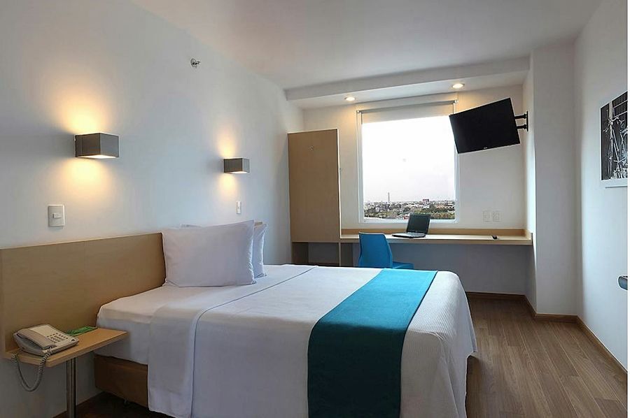 One 3* Irapuato